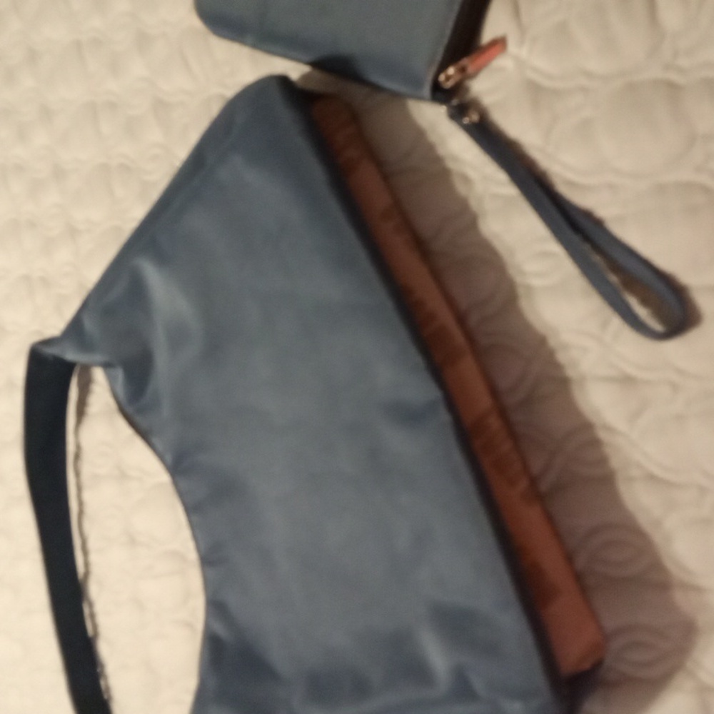 Indianapolis Colts Purse and Matching Wristlet Get Ready for Football - Picture 7 of 7